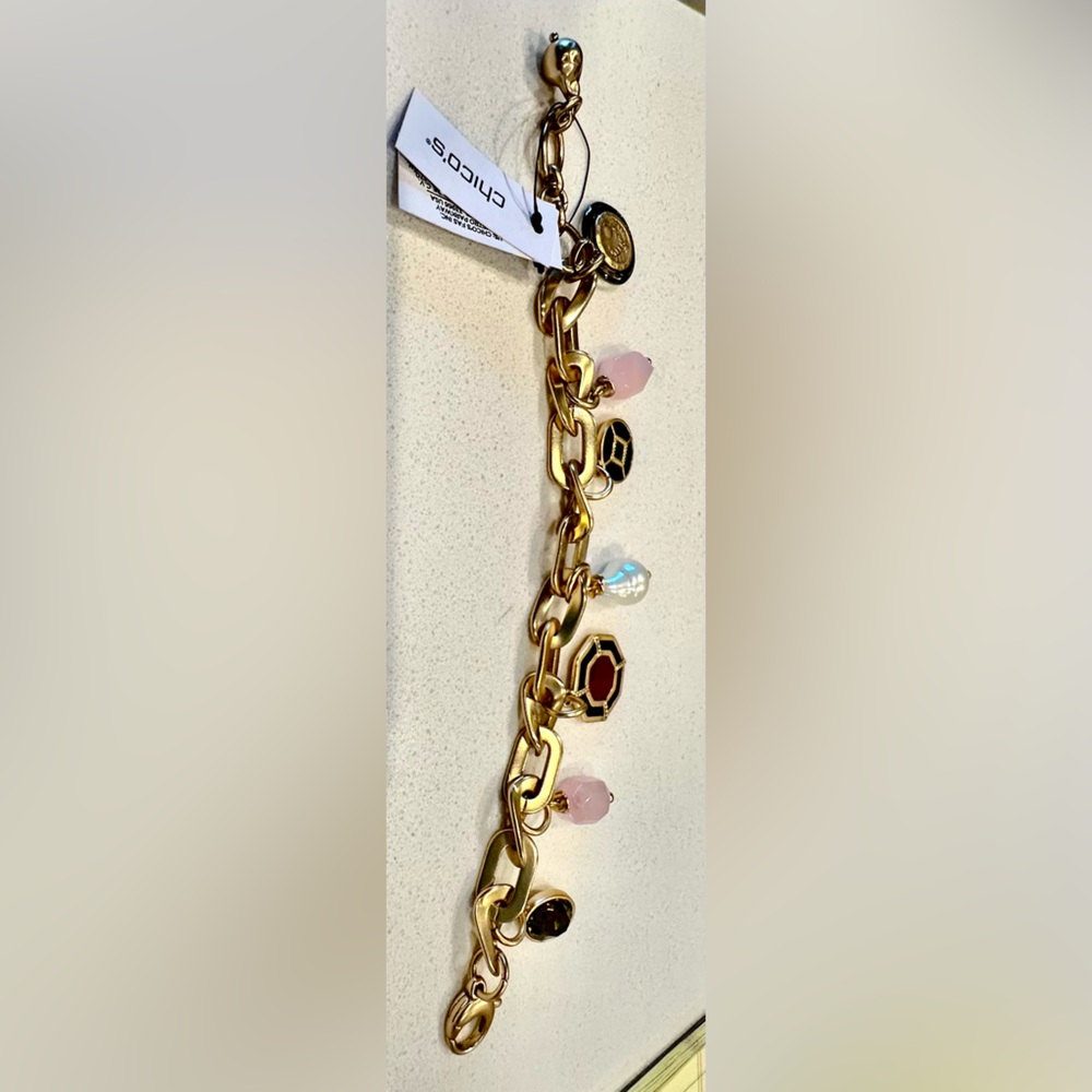 Chico’s bracelet Golden with 7 charms securely locked- adjustable New With Tag - Picture 4 of 7